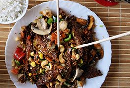 Kineska hrana sa svinjetinom